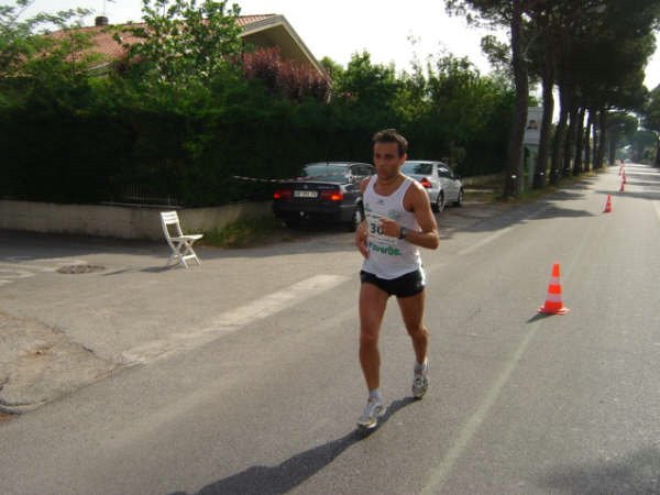 15° km. mezza maratona Pisa 17.05.09 014.jpg