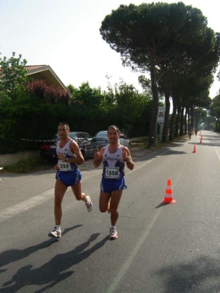 15° km. mezza maratona Pisa 17.05.09 030.jpg