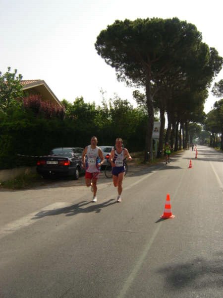 15° km. mezza maratona Pisa 17.05.09 046.jpg