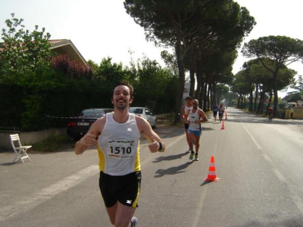 15° km. mezza maratona Pisa 17.05.09 048.jpg