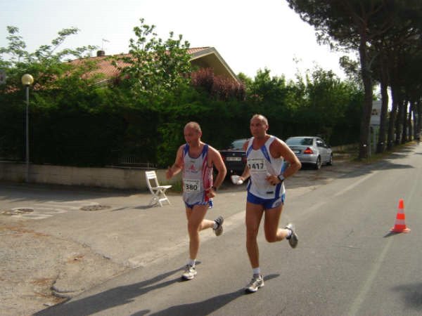 15° km. mezza maratona Pisa 17.05.09 051.jpg