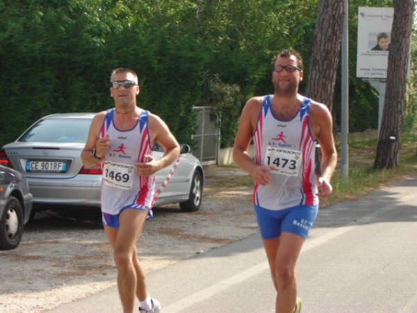 15° km. mezza maratona Pisa 17.05.09 061.jpg