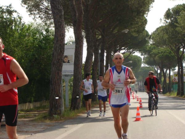 15° km. mezza maratona Pisa 17.05.09 079.jpg