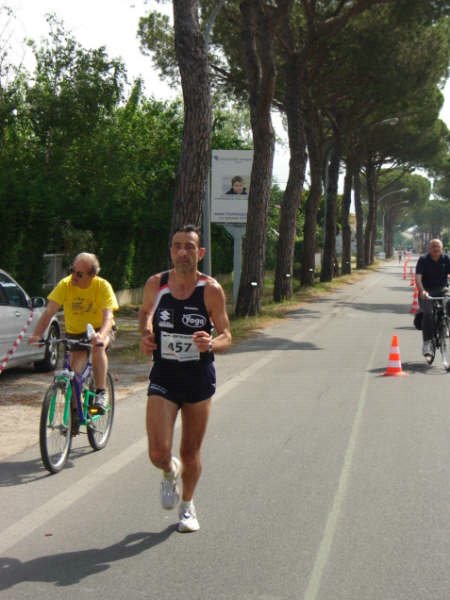 36° km.  Maratona di Pisa 17.05.09 006.jpg