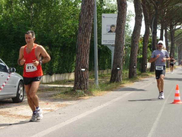 36° km.  Maratona di Pisa 17.05.09 076.jpg