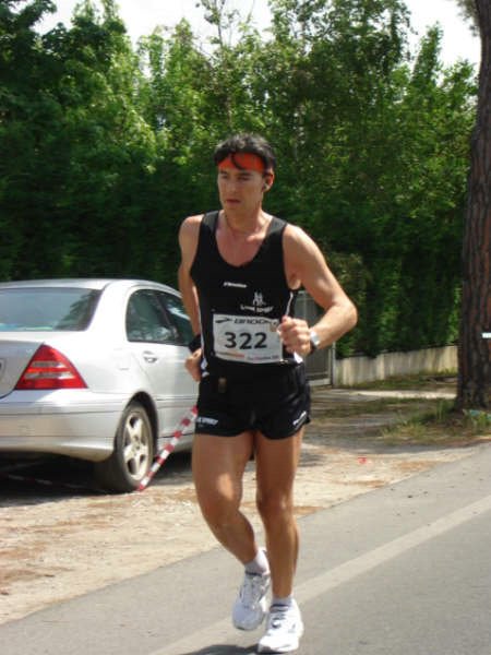 36° km.  Maratona di Pisa 17.05.09 077.jpg