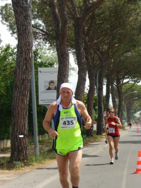 36° km.  Maratona di Pisa 17.05.09 113.jpg