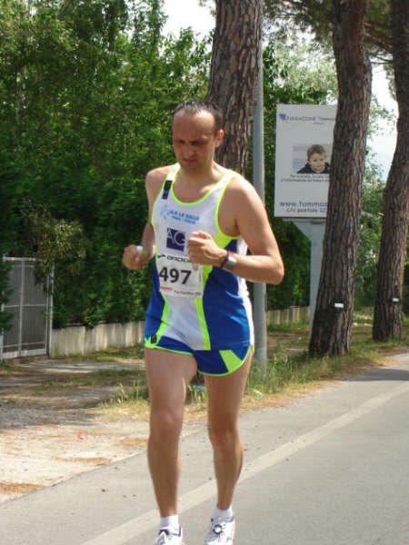 36° km.  Maratona di Pisa 17.05.09 116.jpg