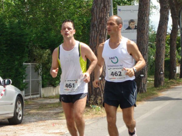 36° km.  Maratona di Pisa 17.05.09 122.jpg