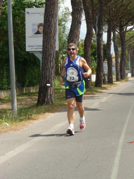 36° km.  Maratona di Pisa 17.05.09 136.jpg